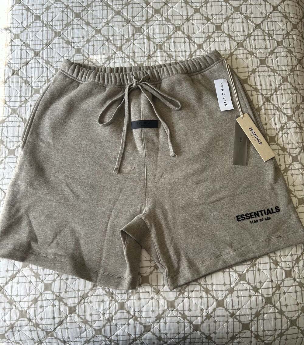 Fear of God Essentials Sweat Shorts Heather Grey Size L